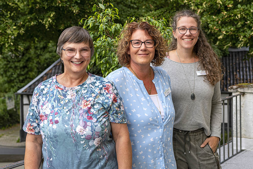 Hospiz - Bie Brücke in Bergisch Gladbach: Wie eine Brücke verbindet, möchten wir Beziehungen bauen.